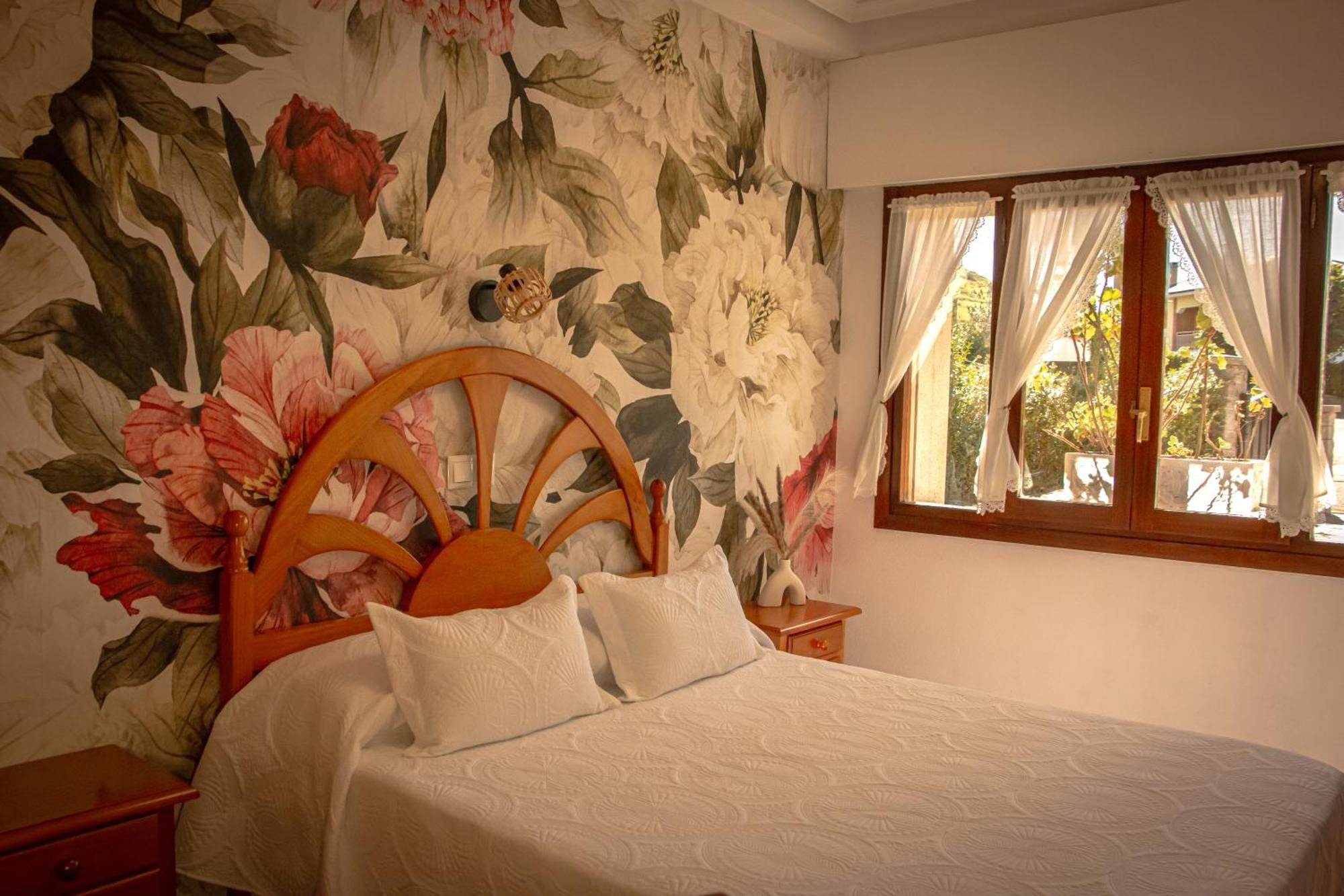 Cosma House Hotel Hinojedo Eksteriør billede