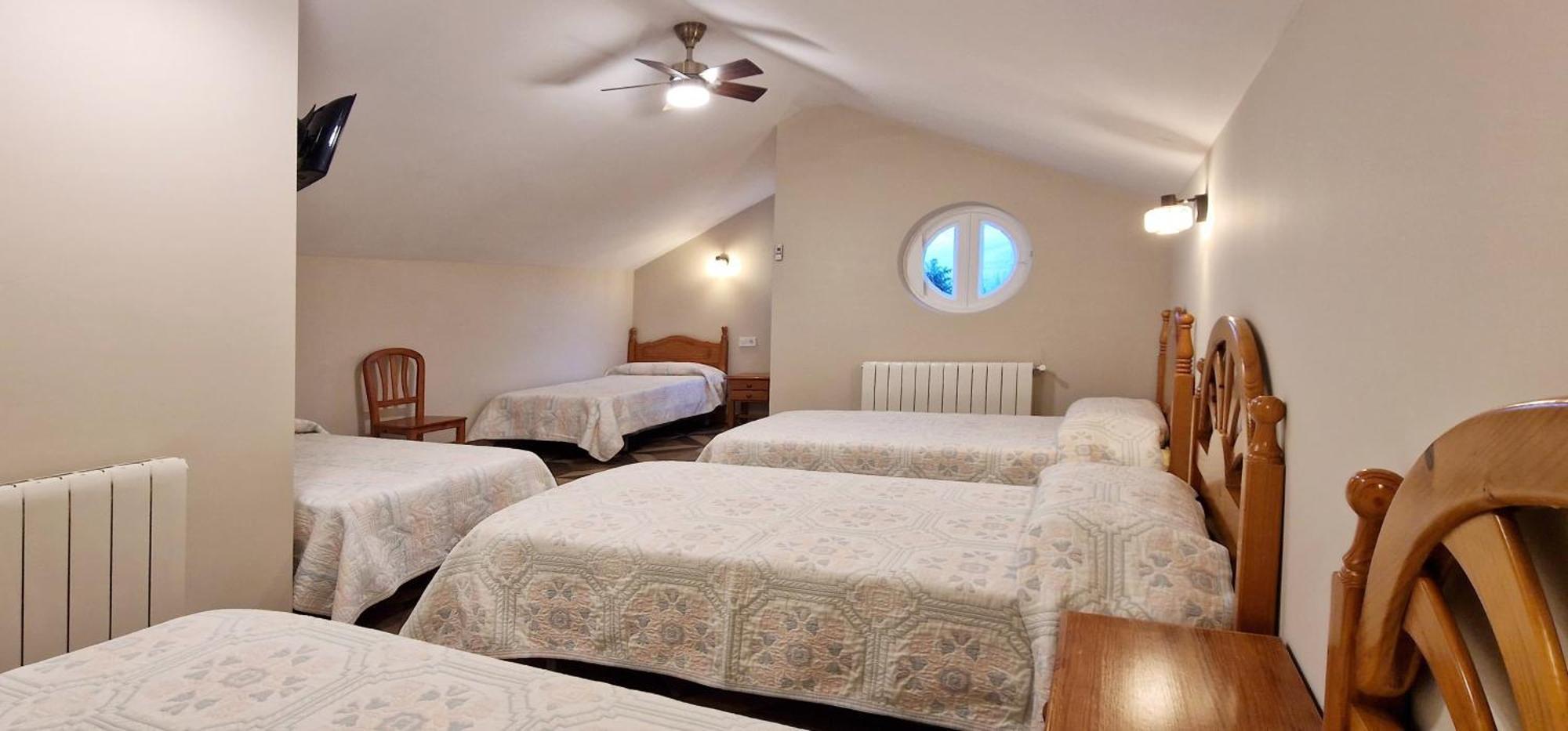 Cosma House Hotel Hinojedo Eksteriør billede